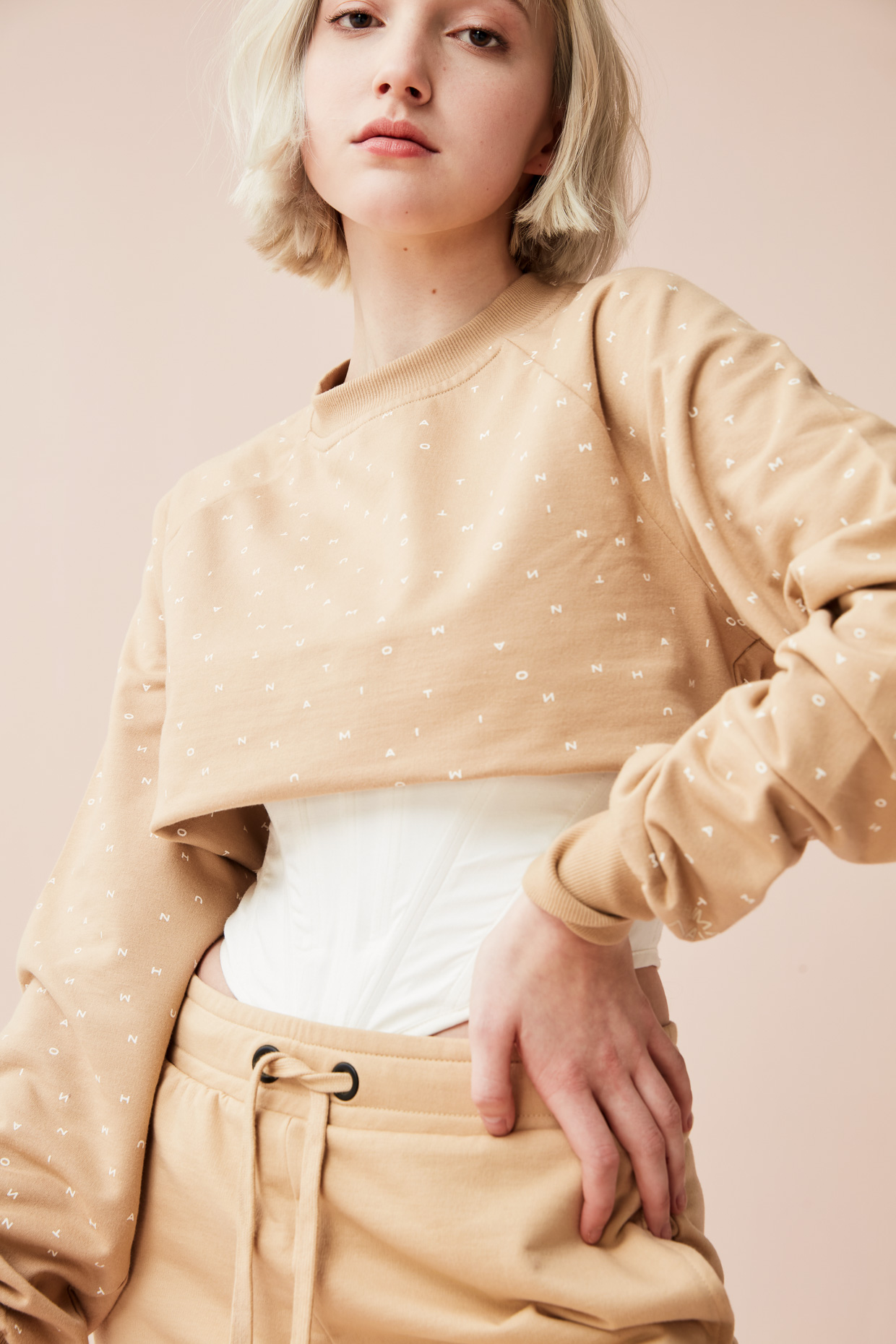 Editorial_4_Ava_1613